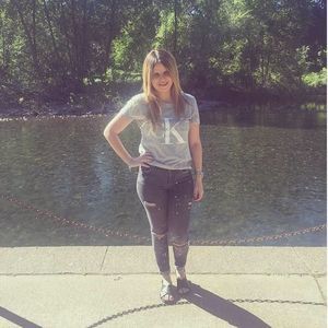 Meet your Posher, Nofar